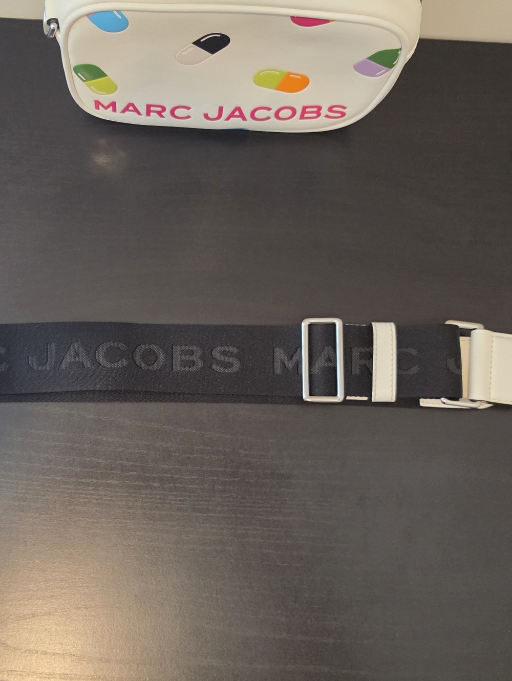 Marc Jacobs Vitamin (Pill) Camera Bag w/ Wallet & Keychain - Picture 12 of 14
